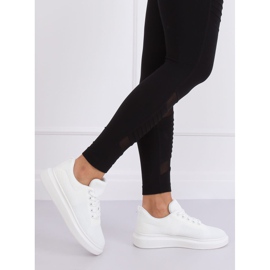 White women's sneakers LV82P White 2