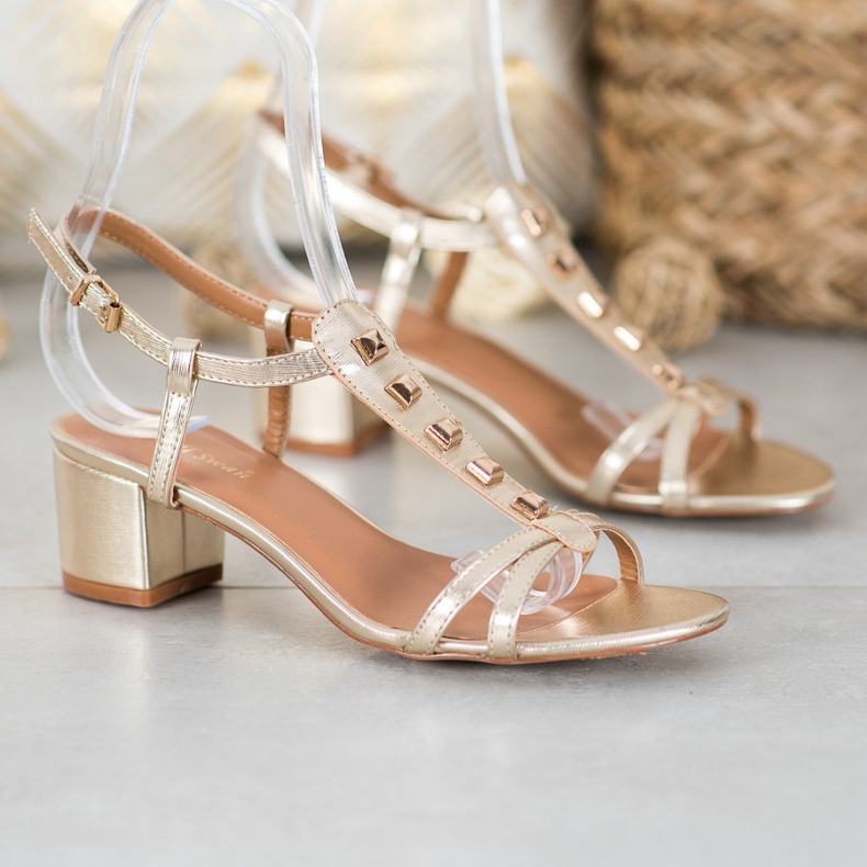 Small Swan Golden Sandals With Studs 1