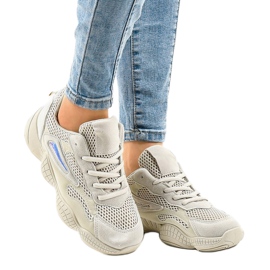 Beige MS525-8 trainers 2