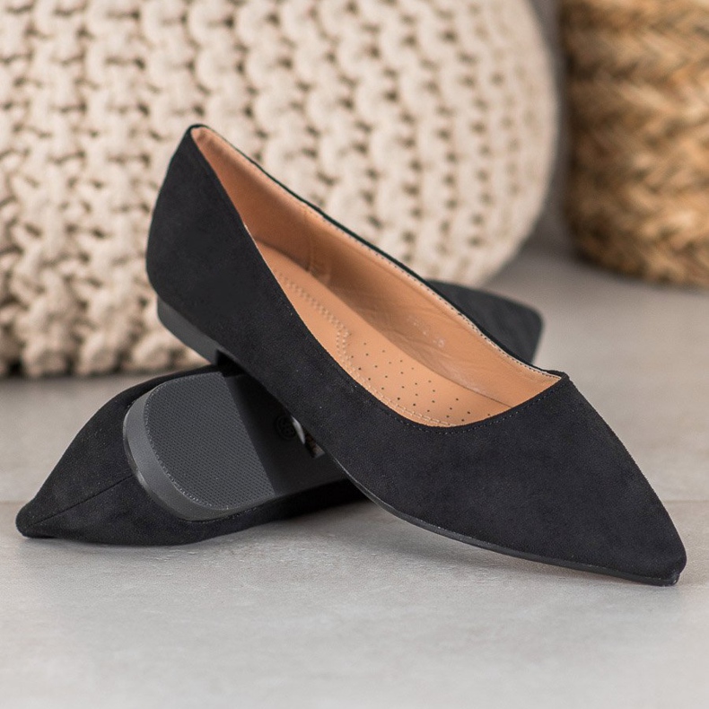 SHELOVET Suede Ballerina In Spitz black 1