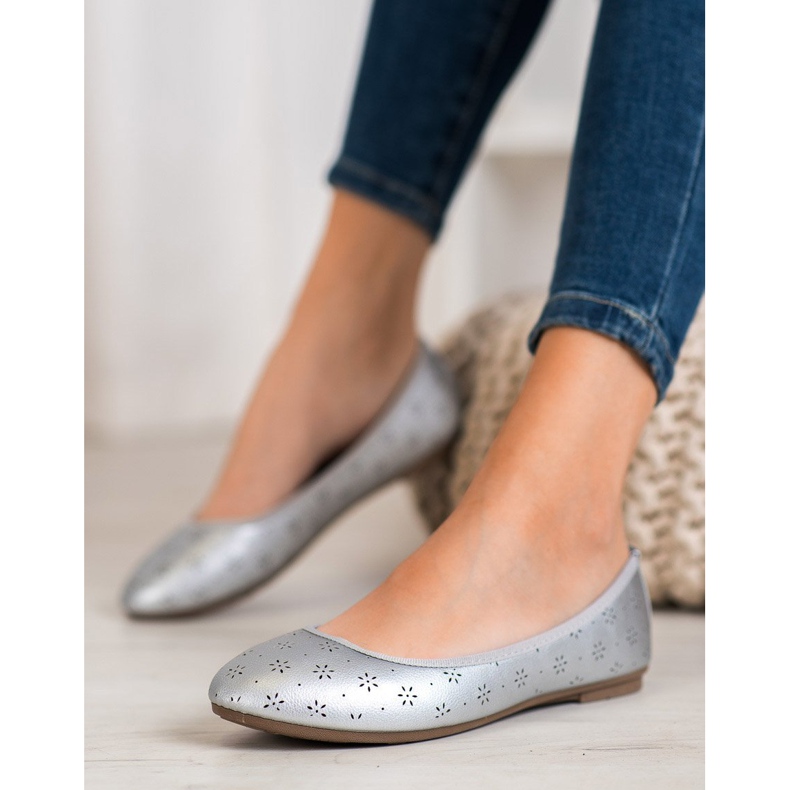 Fama Ballerinas With Openwork Pattern grey 1