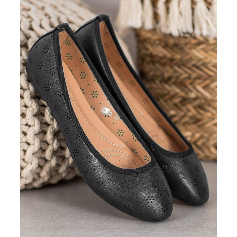 Fama Ballerinas With Openwork Pattern black 2
