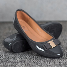 Fama Lacquered Ballerina With A Bow grey 1