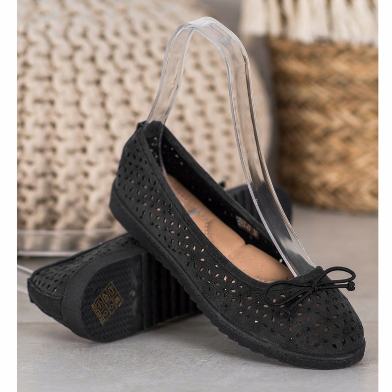 SHELOVET Openwork Ballerina With A Bow black 1