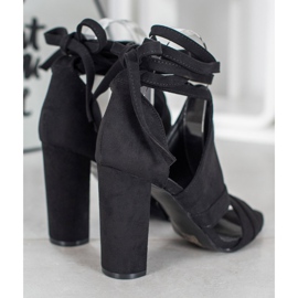 Seastar Tied Sandals On A Post black 1