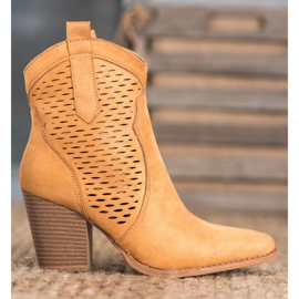 Seastar Openwork Cowgirls On A Pillar brown 2