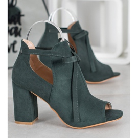 Tied Open Toe VINCEZA boots green 1