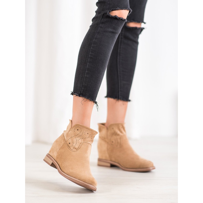 Seastar Boots With Openwork Pattern brown 2