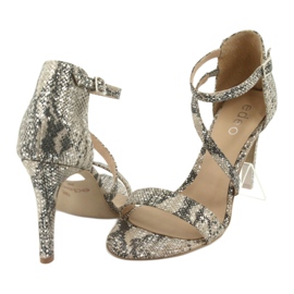 Leather sandals on a pin Edeo 3344 snake / beige grey 4