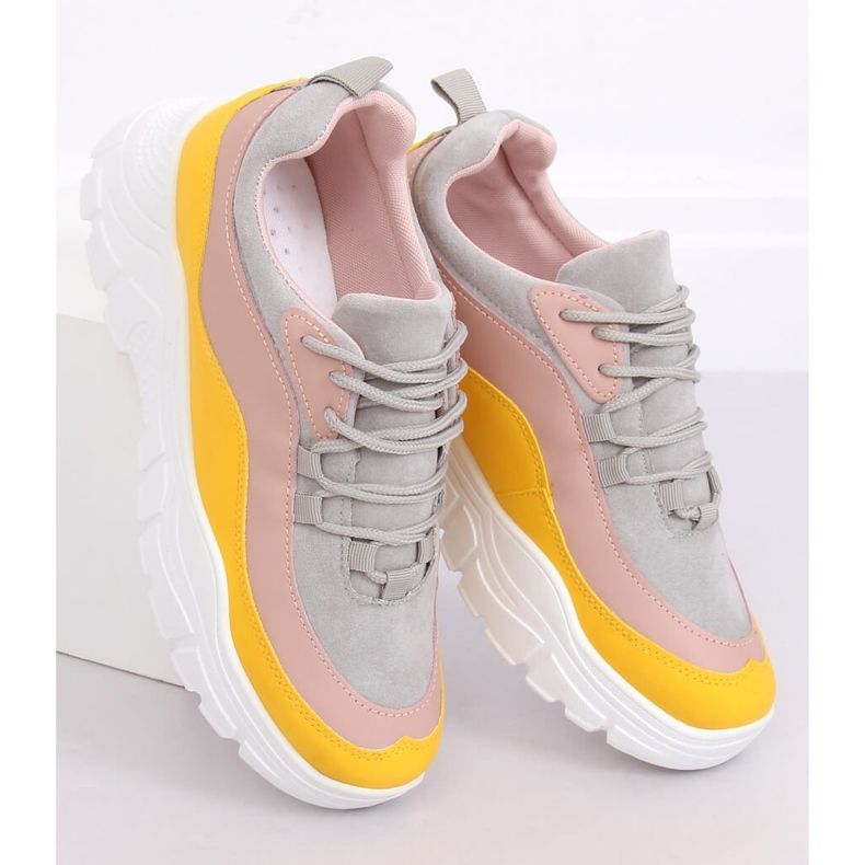 Multicolored 902-3 Yellow sports shoes 1