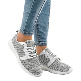 White women's sports shoes 7-6875C multicolored 1