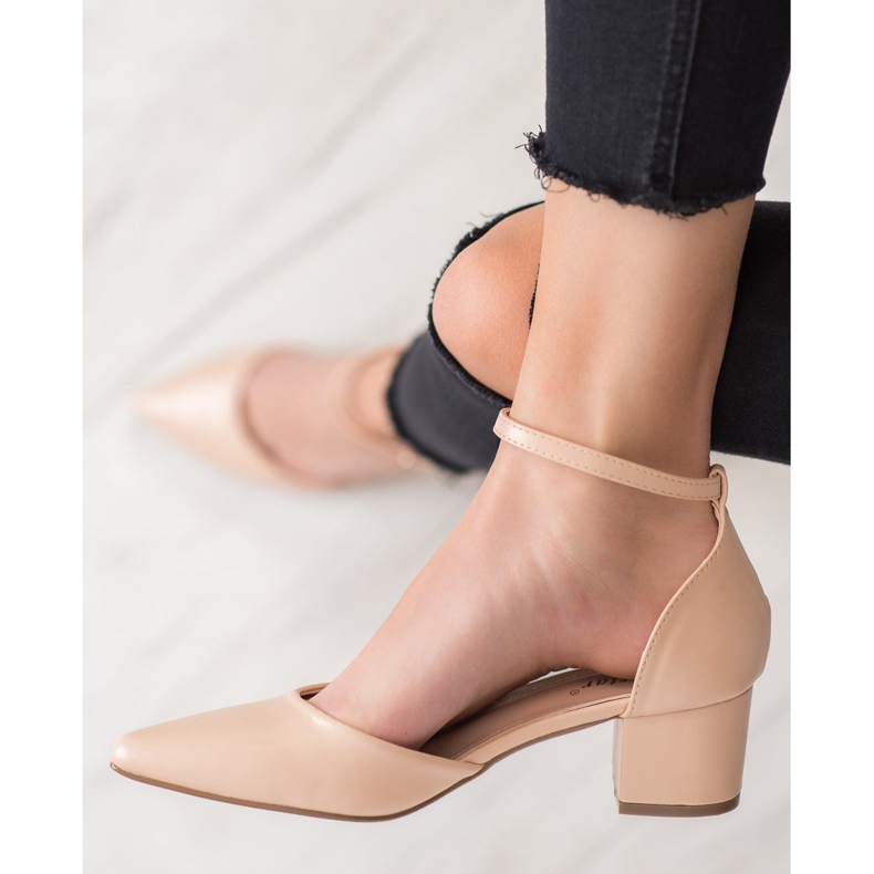 Seastar Comfortable pumps on a pillar brown 2