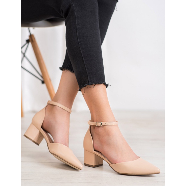 Seastar Comfortable pumps on a pillar brown 1