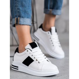 Weide Sport Shoes With Black Inserts white 2