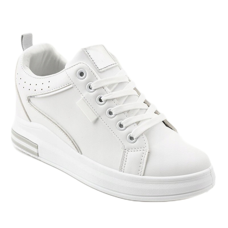 White sneakers on the wedge SC12 1