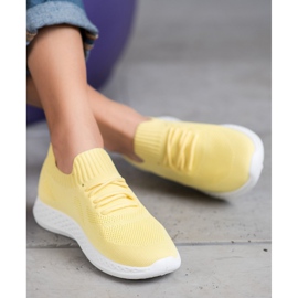 SHELOVET Light Sports Shoes yellow 1 SHELOVET Light Sports Shoes yellow 1