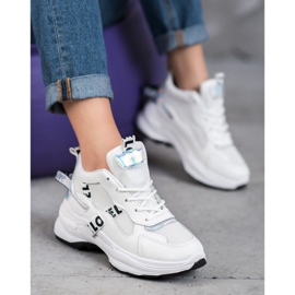 Weide Fashionable Sneakers With Inscriptions white 1