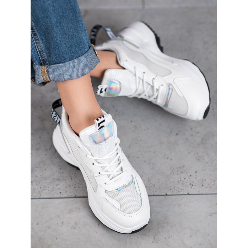 Weide Fashionable Sneakers With Inscriptions white 2