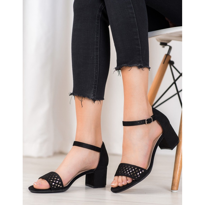 Filippo Elegant sandals on high heels black 2
