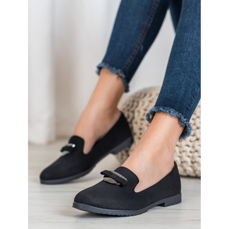 Miss Laura Lords With Ornament black 2