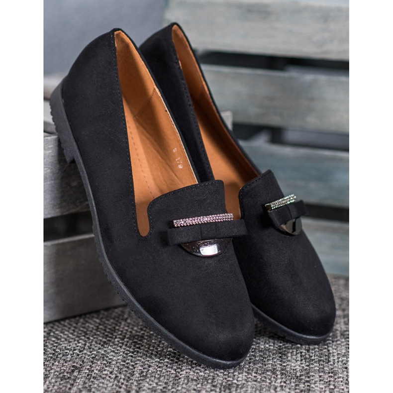 Miss Laura Lords With Ornament black 1