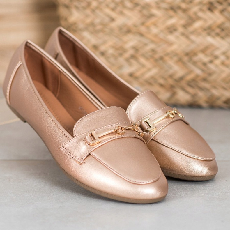 Clowse Stylish Eco Leather Footwear golden 2 Clowse Stylish Eco Leather Footwear golden 2