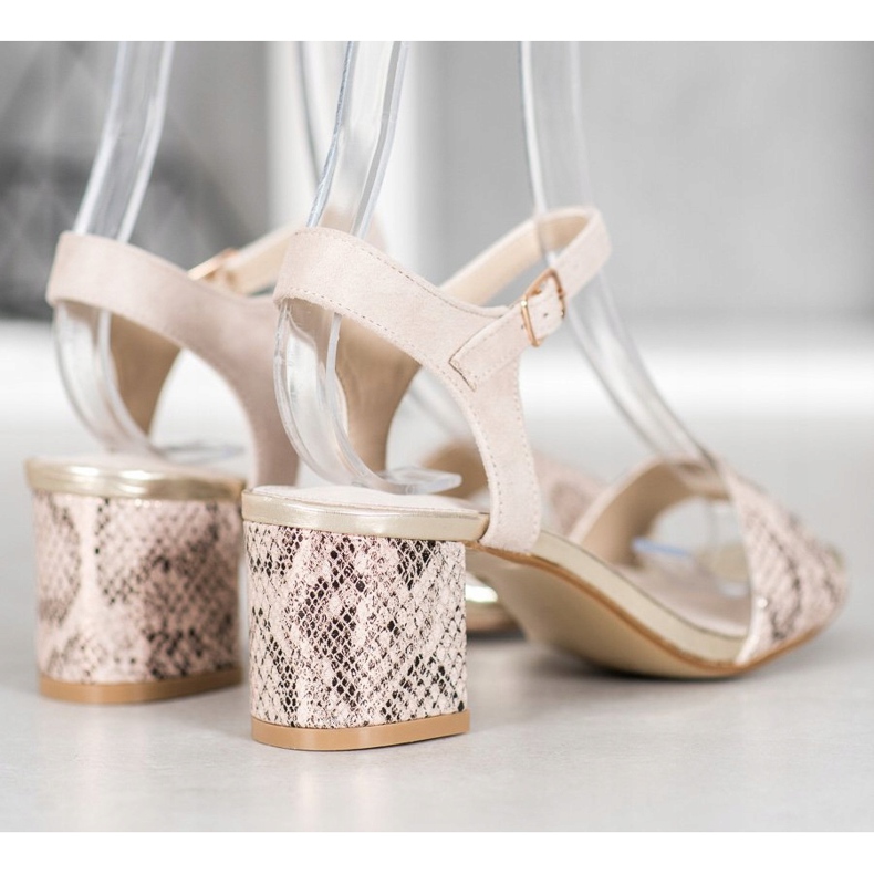 Goodin Comfortable sandals on a low post beige golden 1