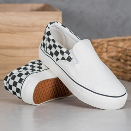 SHELOVET White Slipons On The Platform 2