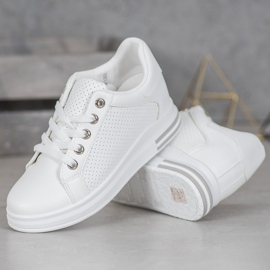 SHELOVET Openwork shoes with a hidden wedge white 1