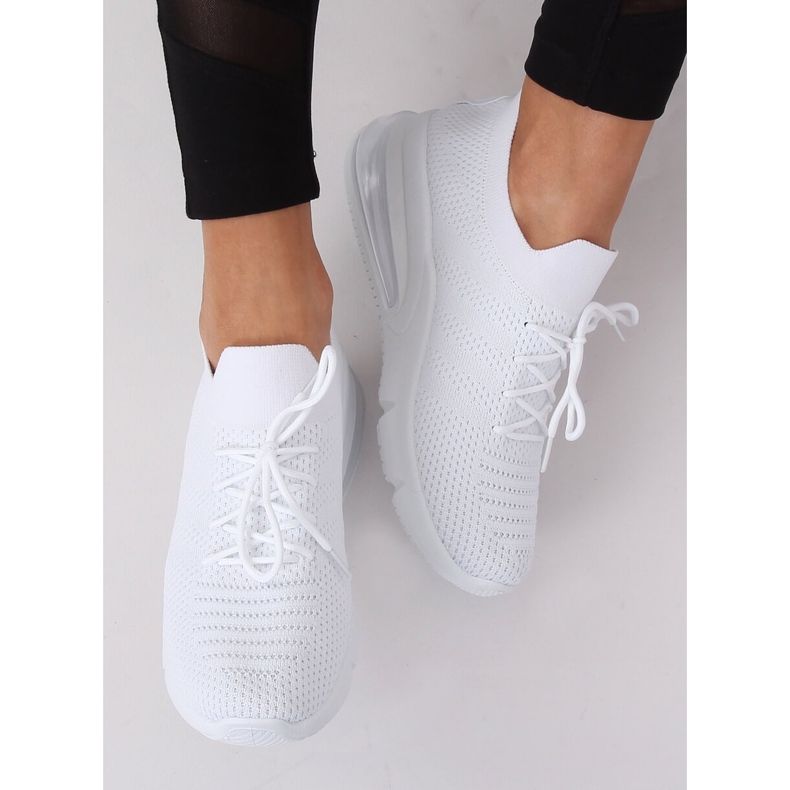 White sports shoes R13YD113-29 White 1 White sports shoes R13YD113-29 White 1