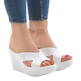 White high-heeled slippers Meliski IR-70 1