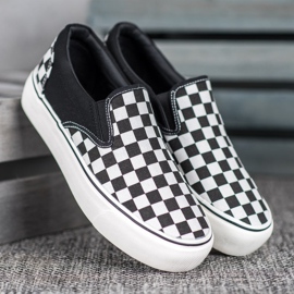 SHELOVET Black And White Slipons On The Platform 1