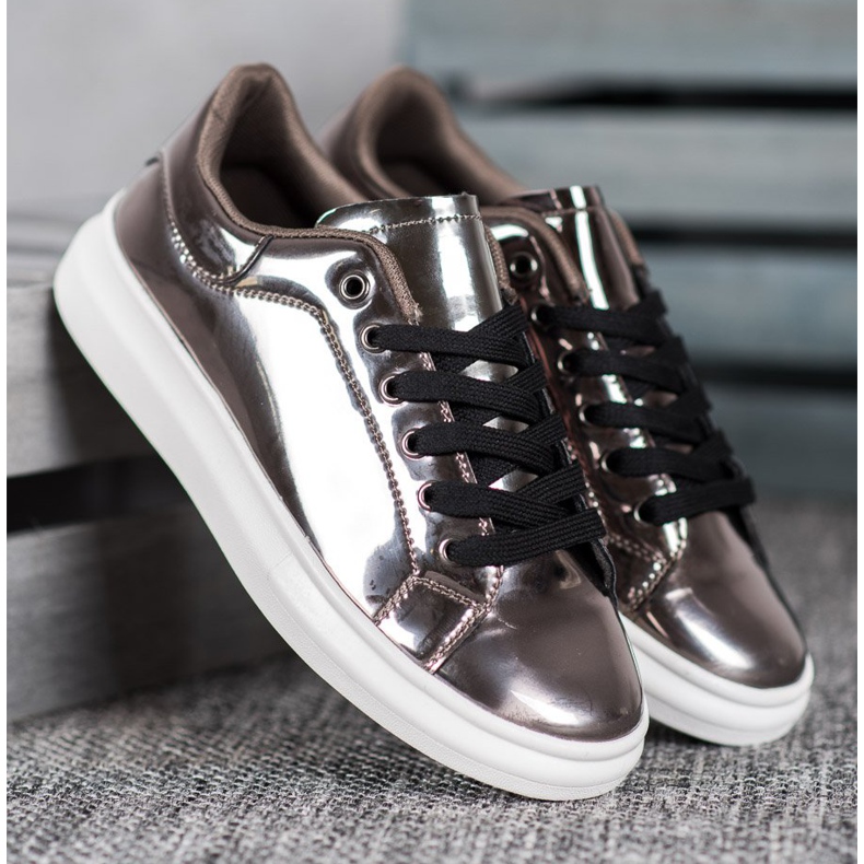 Bona Shiny Shoes On The Platform brown multicolored 1