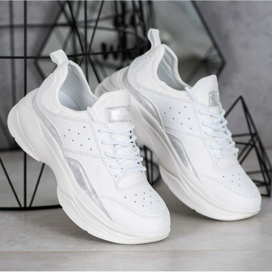 comfortable platform sneakers