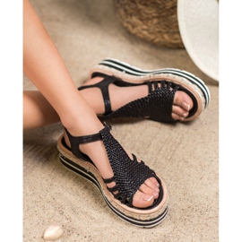 Small Swan Braided Sandals On The Platform black 1
