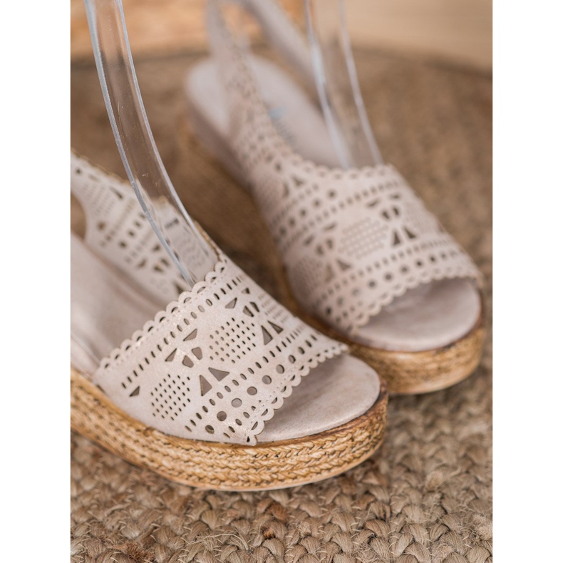 Goodin Openwork wedge sandals beige golden 1