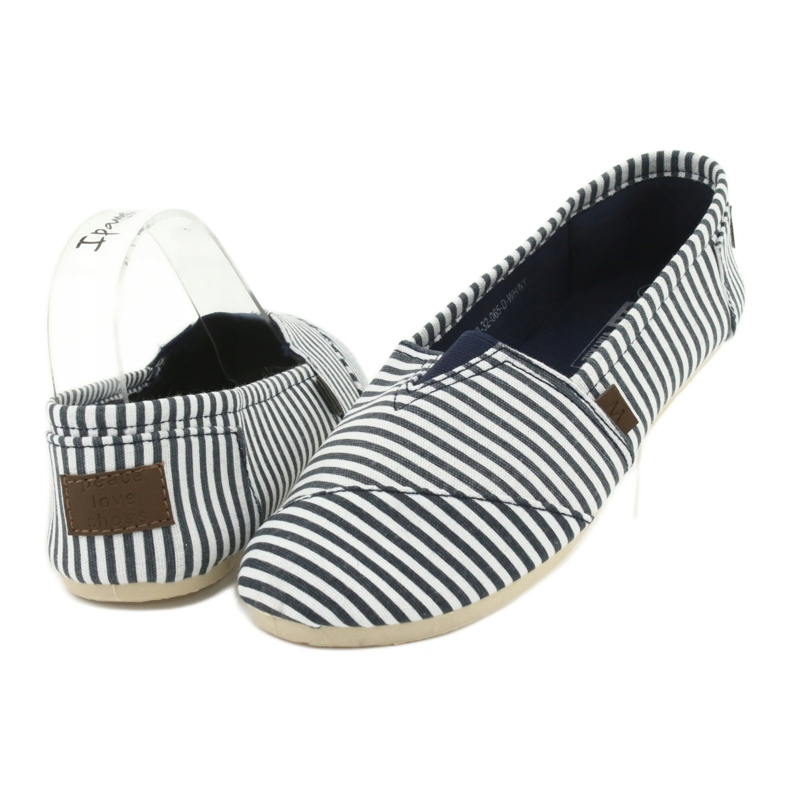 Wishot Comfortable, fashionable striped sneaker 32-065, white and blue 3