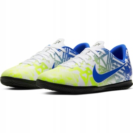 Nike Mercurial Vapor 13 Club Njr Ic Jr CV9352 104 soccer shoes multicolored white, blue 3