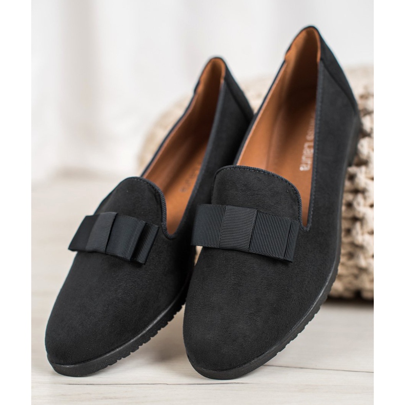 Miss Laura Lords With A Bow black 2 Miss Laura Lords With A Bow black 2