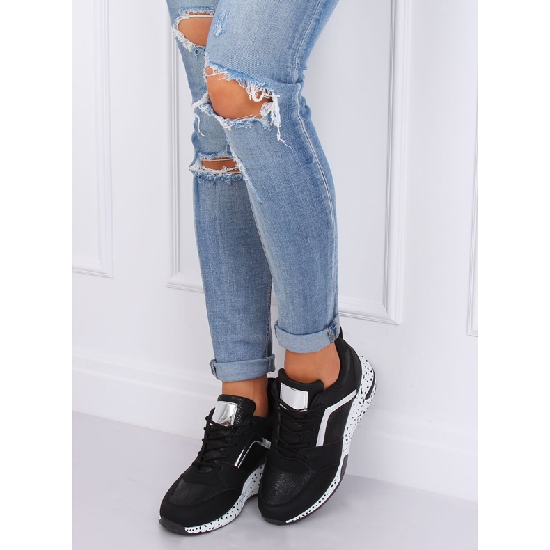 Black black sports shoes C131 Negro 1