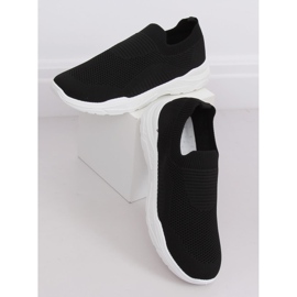 Black sports shoes FZ13P Black 2