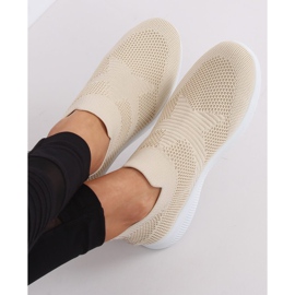 Beige NB330P Beige sports shoes 2