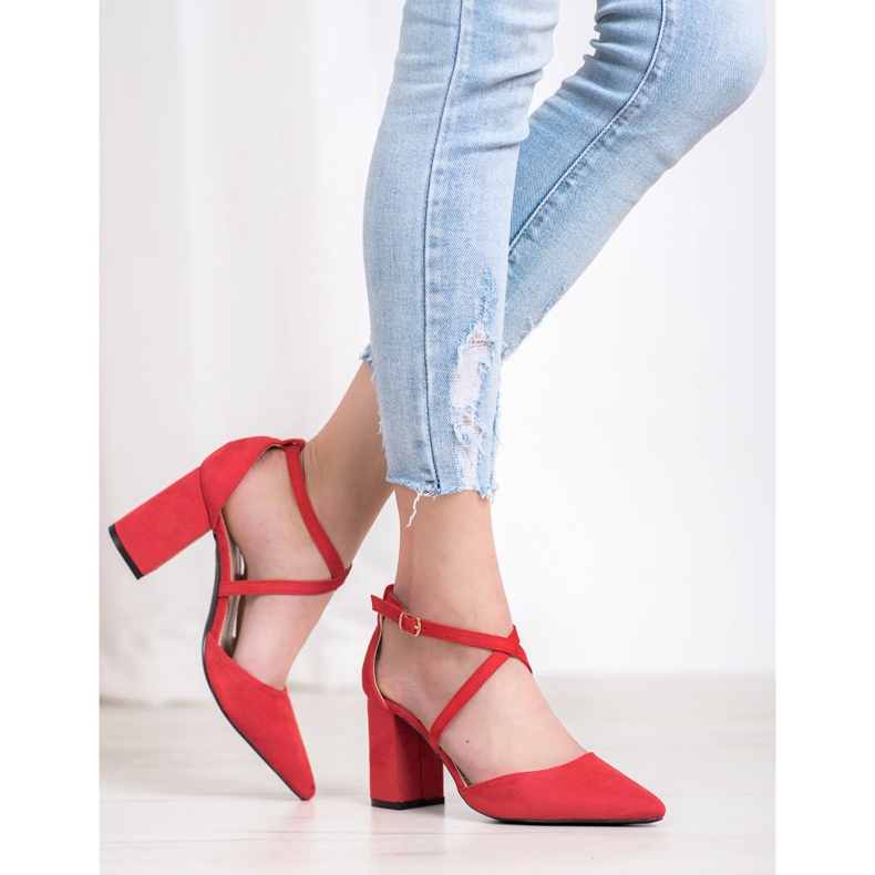 Diamantique Pumps On A Pillar red 1