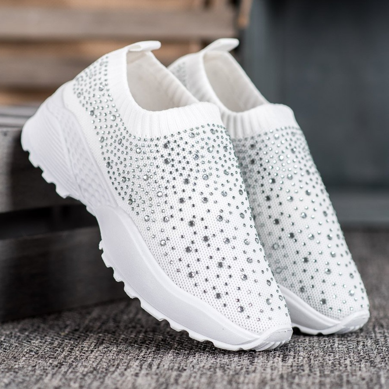 Diamantique Sports shoes with crystals white 1