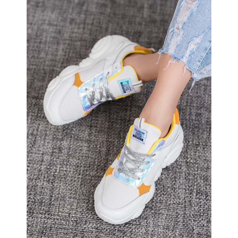 SHELOVET Comfortable Sports Shoes white 1