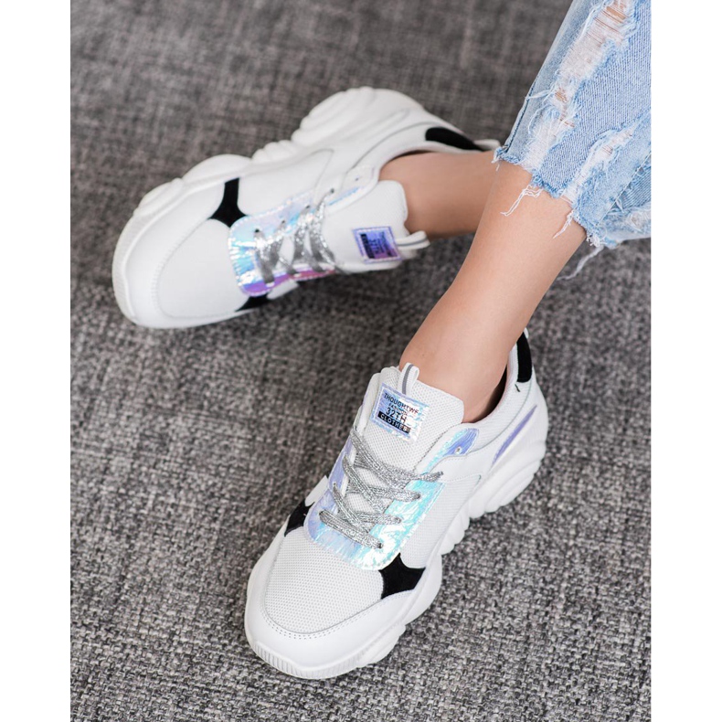 SHELOVET Comfortable Sports Shoes white 1