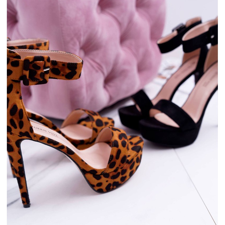 NFR Women's Sandals on a high heel Platform Black Welbos 2