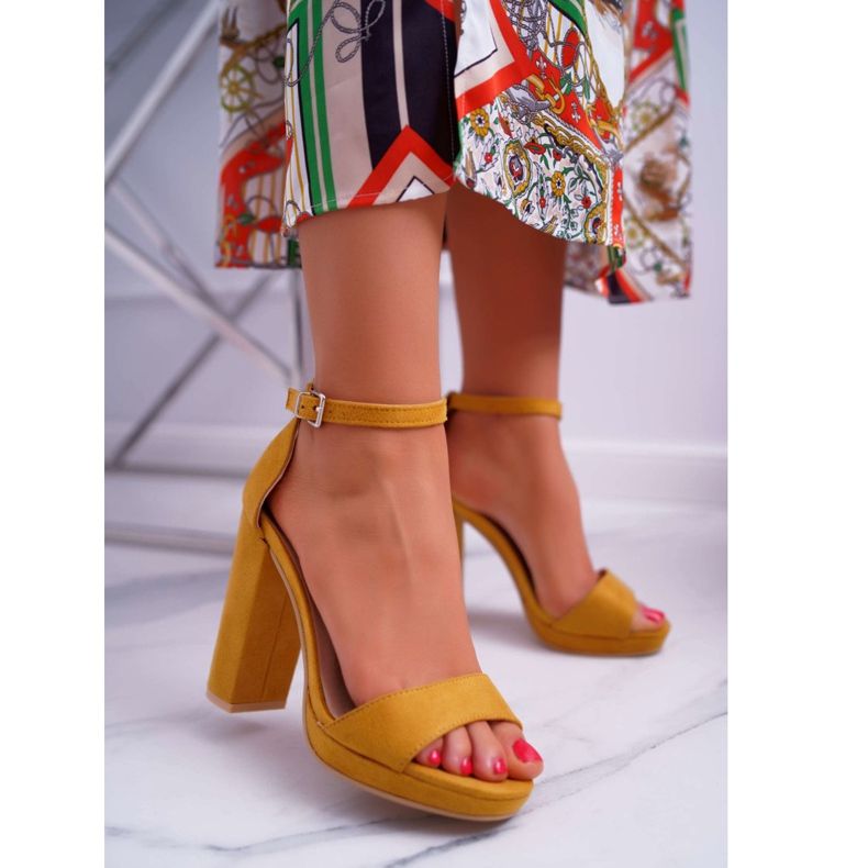 FW1 Women's Yellow Sandals On A High Heel Debora Platform 2