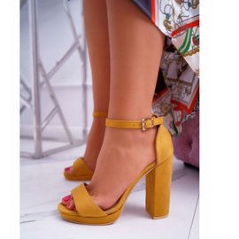 FW1 Women's Yellow Sandals On A High Heel Debora Platform 1