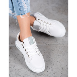 Diamantique Sports Shoes On The Platform white 2